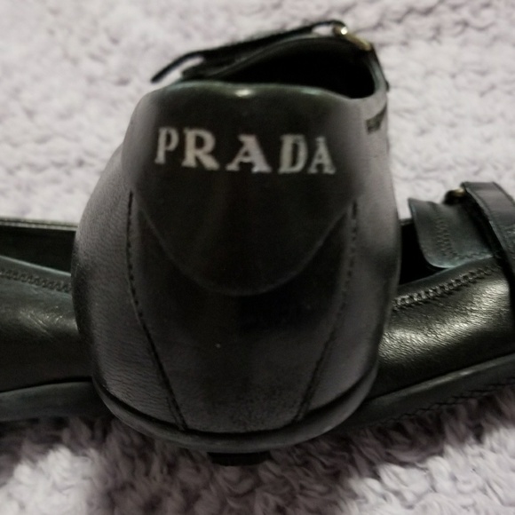 Prada shoes - Picture 3 of 5